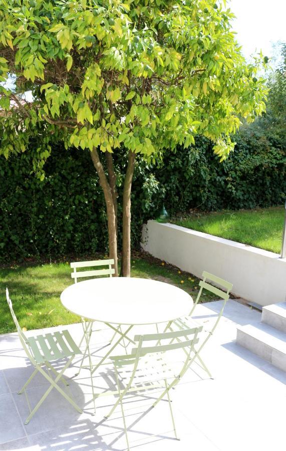 Terreazur Bed and Breakfast Mandelieu Exteriör bild